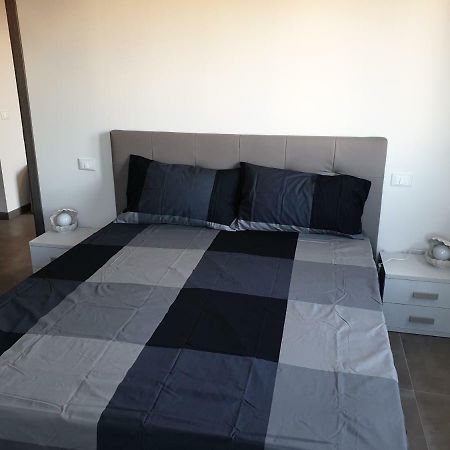 Sun Lake Apartments Desenzano del Garda Kültér fotó