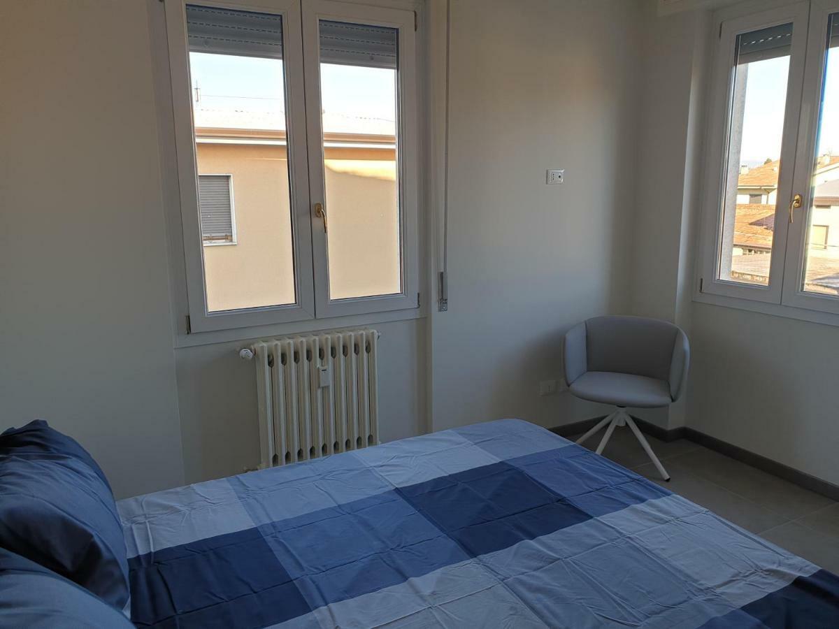 Sun Lake Apartments Desenzano del Garda Kültér fotó