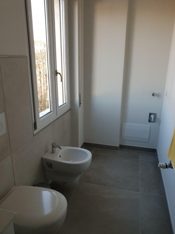 Sun Lake Apartments Desenzano del Garda Kültér fotó