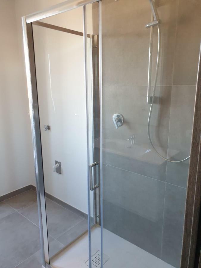 Sun Lake Apartments Desenzano del Garda Kültér fotó