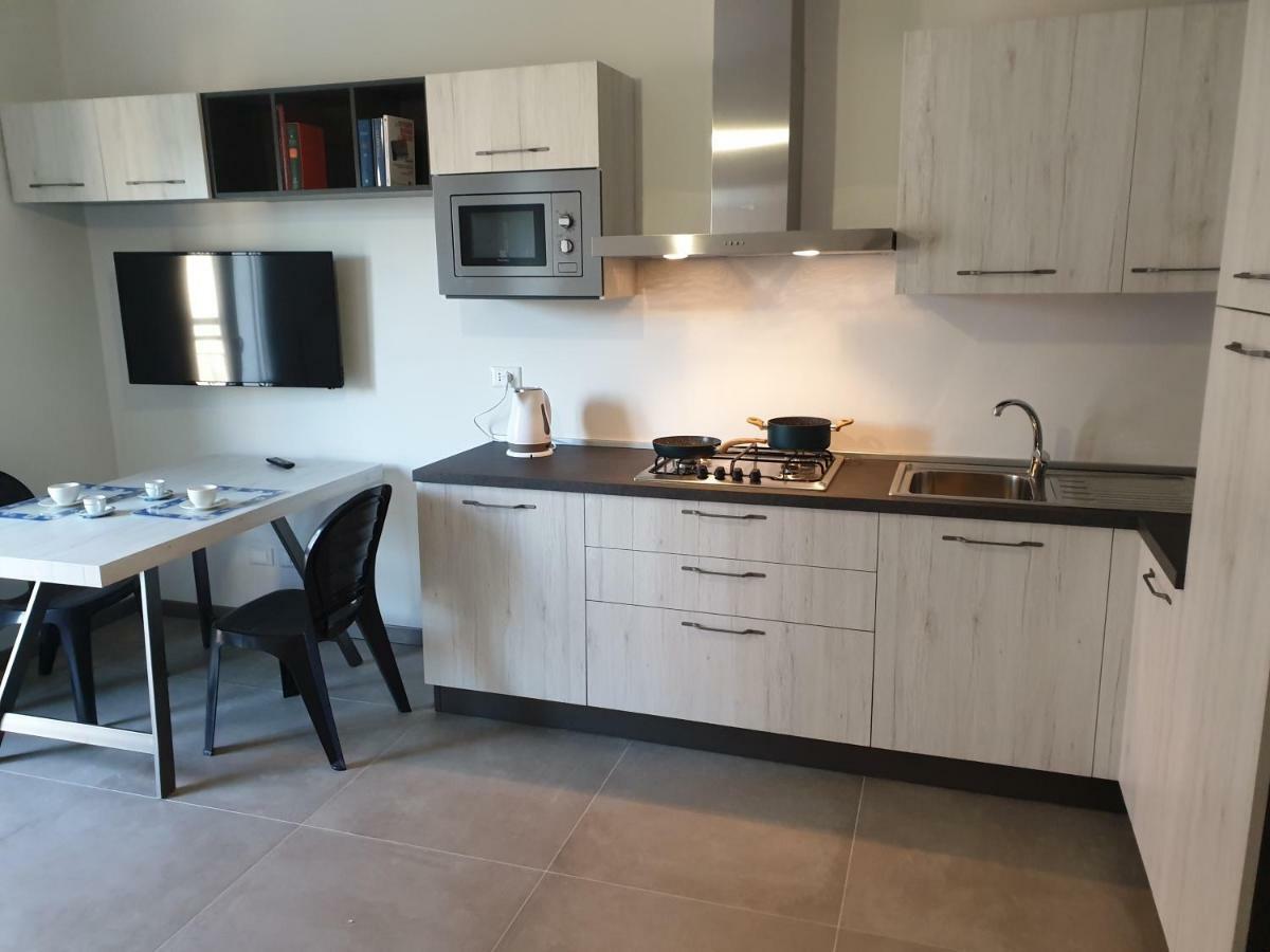 Sun Lake Apartments Desenzano del Garda Kültér fotó